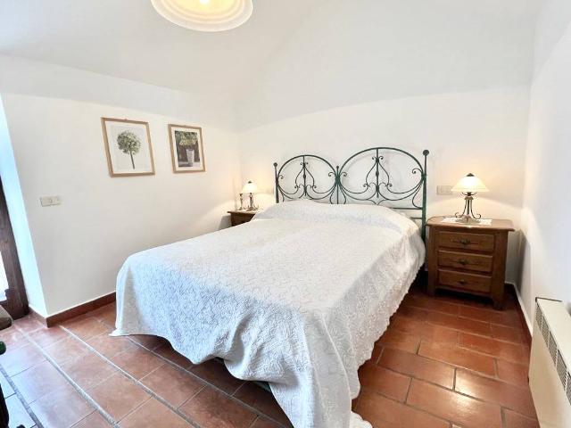 Villa in vendita a Maccagno con Pino e Veddasca VA