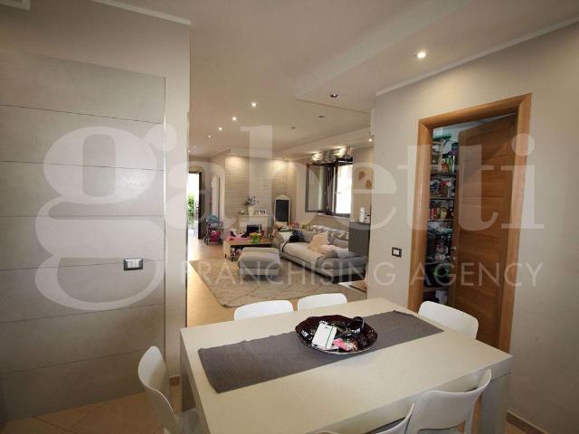 Villa in vendita a Macchia D'Isernia