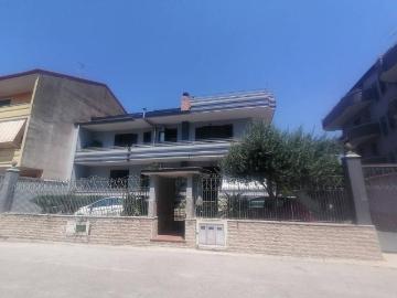 Villa in vendita a Macerata Campania