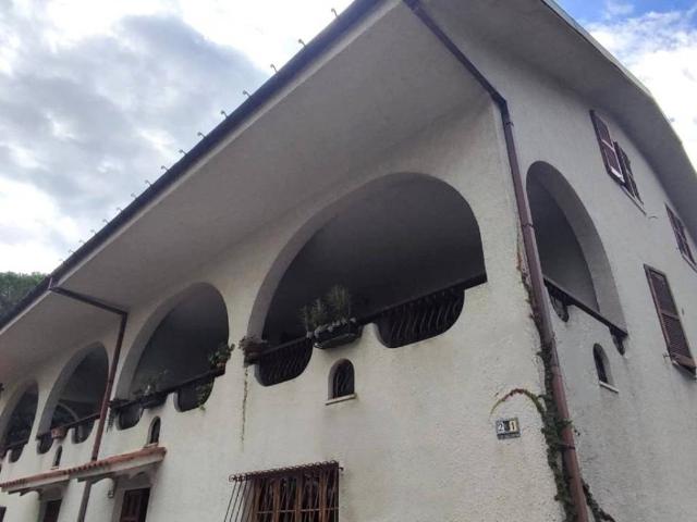 Villa in vendita a Macerata MC