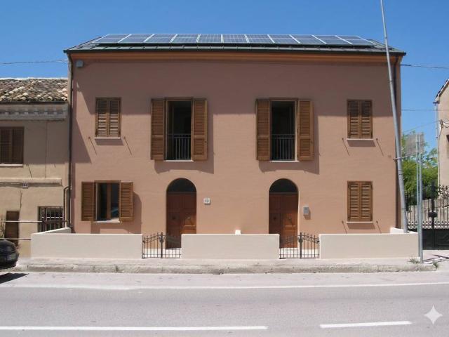 Villa in vendita a Macerata MC