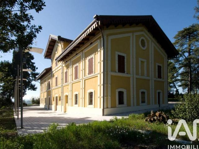 Villa in vendita a Macerata MC