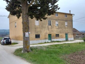 Villa in vendita a Macerata MC
