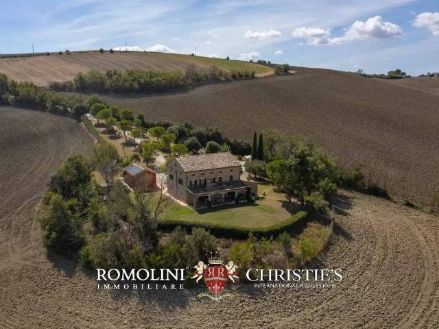 Villa in vendita a Macerata MC
