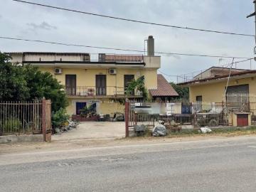 Villa in vendita a Maddaloni CE