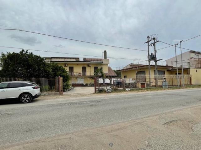 Villa in vendita a Maddaloni CE