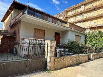 Villa in vendita a Maddaloni CE