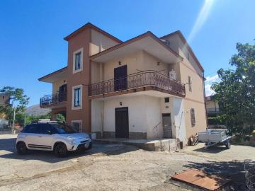 Villa in vendita a Maddaloni CE