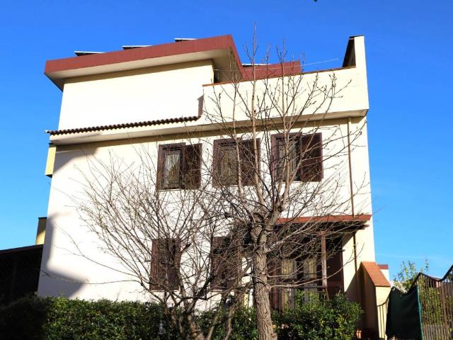 Villa in vendita a Maddaloni CE