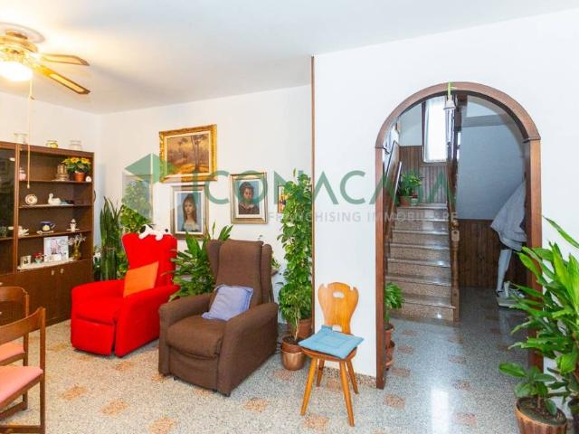 Villa in vendita a Madignano CR