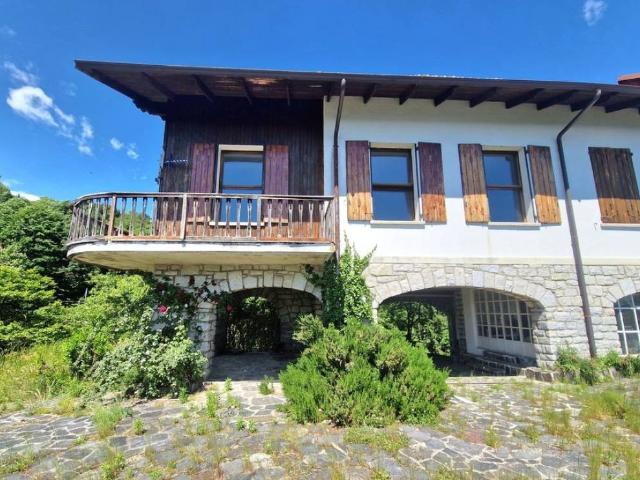 Villa in vendita a Madonna del Sasso VB