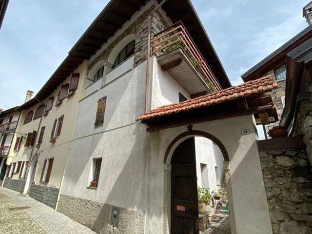 Villa in vendita a Madonna del Sasso VB