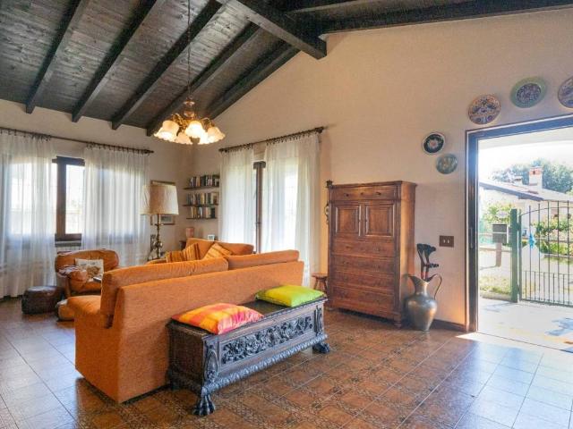 Villa in vendita a Madonna del Sasso VB