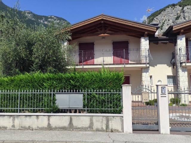 Villa in vendita a Madruzzo TN