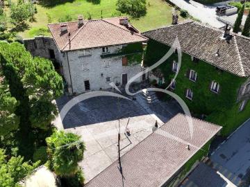 Villa in vendita a Madruzzo TN