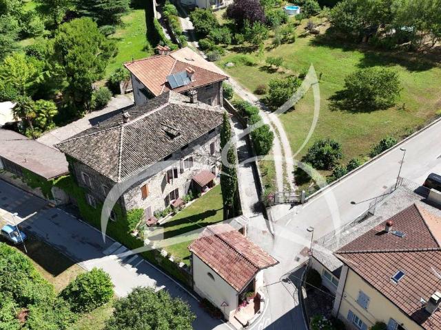 Villa in vendita a Madruzzo TN