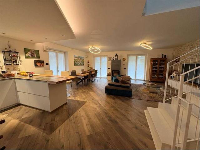 Villa in vendita a Madruzzo TN