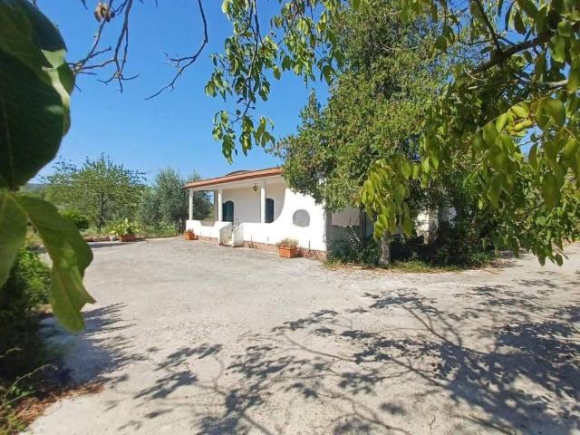 Villa in vendita a Maenza LT