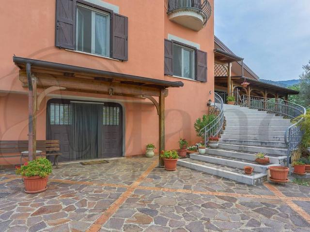 Villa in vendita a Maenza LT