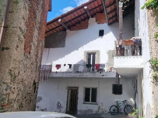 Villa in vendita a Maggiora