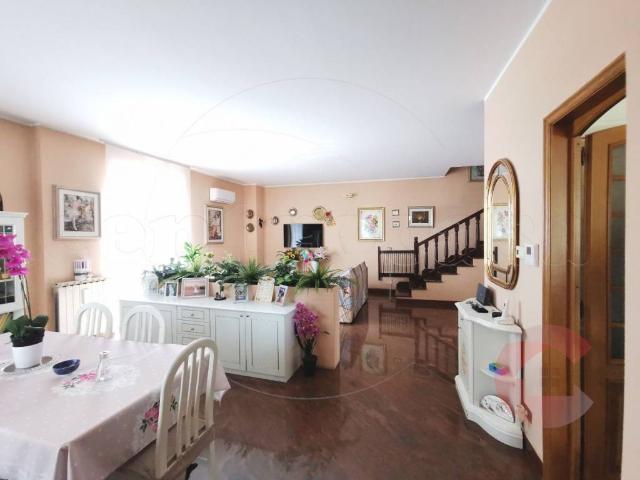 Villa in vendita a Magenta MI