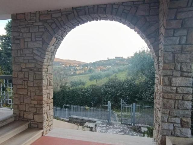 Villa in vendita a Magione