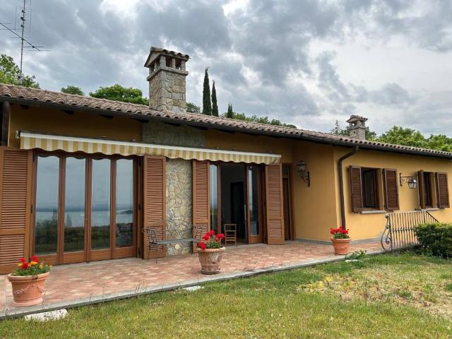 Villa in vendita a Magione PG
