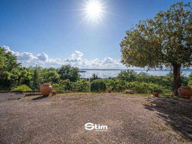 Villa in vendita a Magione PG