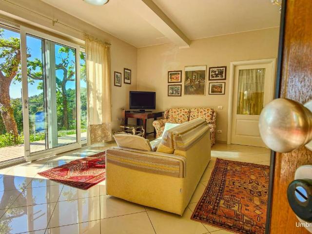 Villa in vendita a Magione PG
