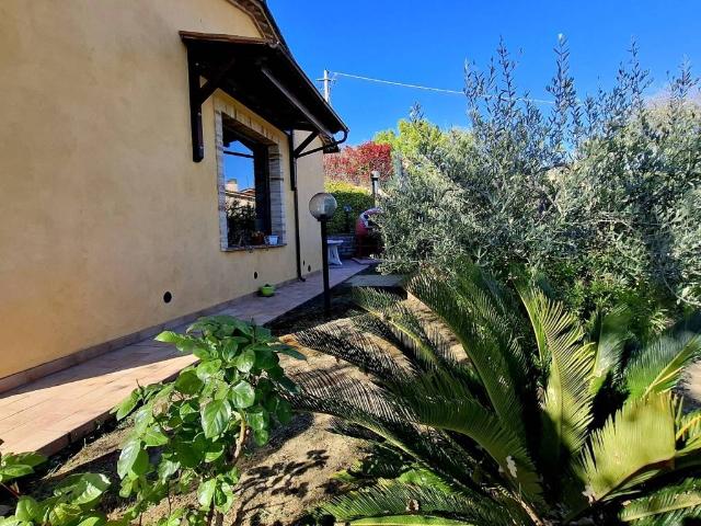 Villa in vendita a Magione PG