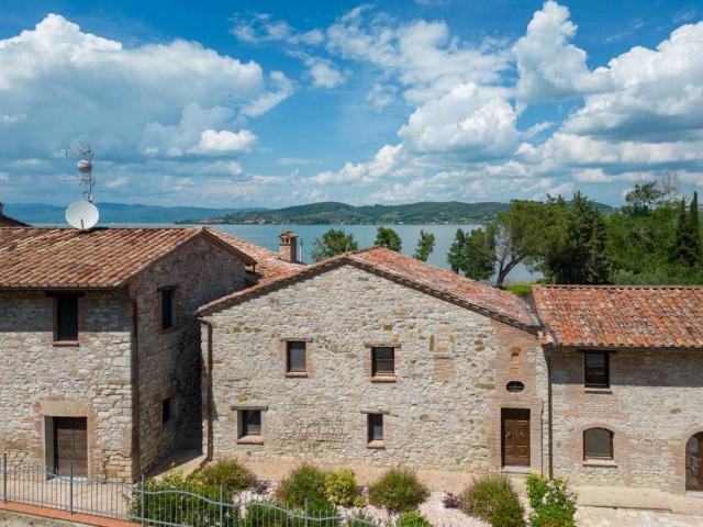 Villa in vendita a Magione PG