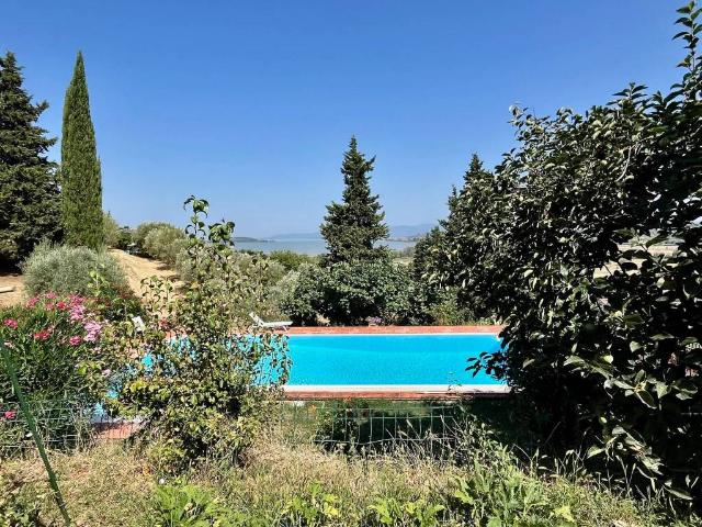 Villa in vendita a Magione PG