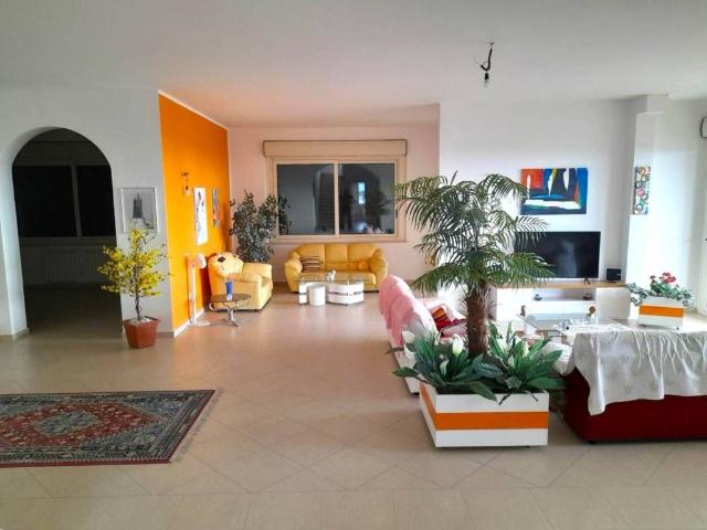 Villa in vendita a Magisano CZ