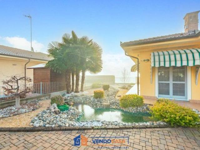 Villa in vendita a Magliano Alpi