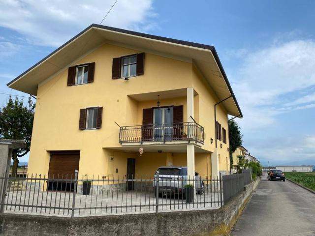 Villa in vendita a Magliano Alpi CN