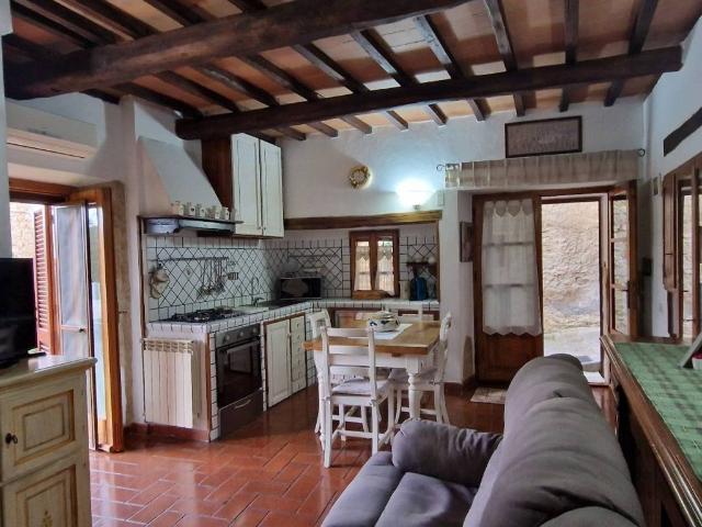 Villa in vendita a Magliano in Toscana GR