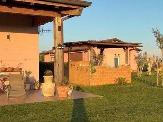 Villa in vendita a Magliano in Toscana GR