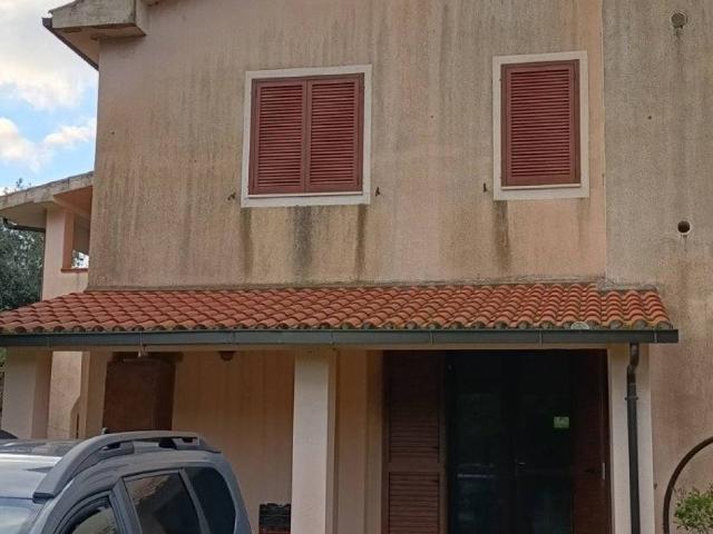 Villa in vendita a Magliano in Toscana GR