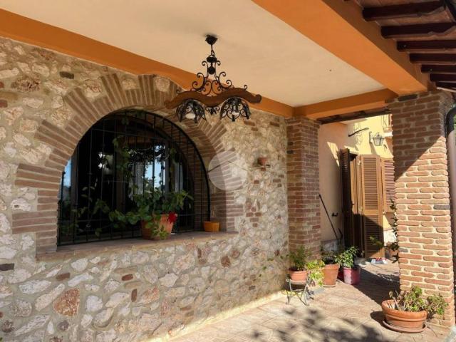 Villa in vendita a Magliano Sabina RI