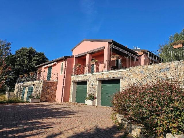 Villa in vendita a Magliolo SV