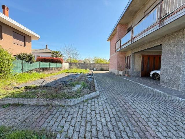 Villa in vendita a Magnago MI