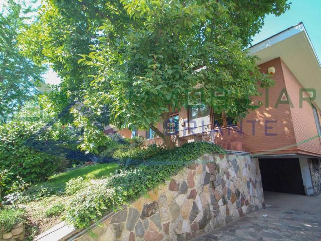Villa in vendita a Magnago MI