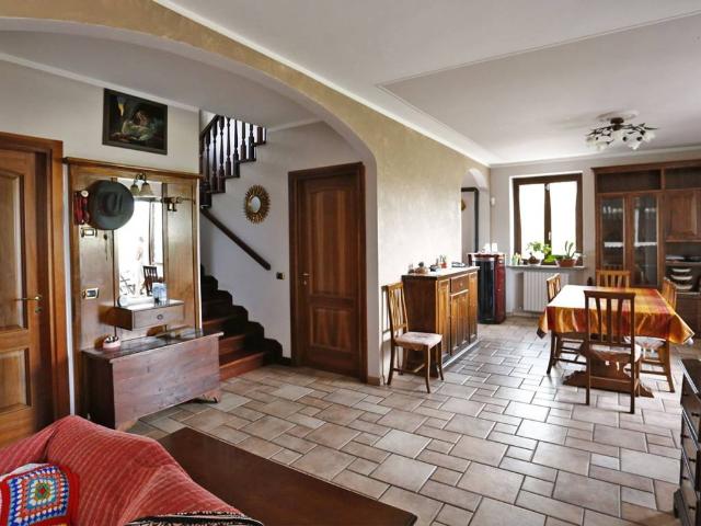 Villa in vendita a Magnago MI
