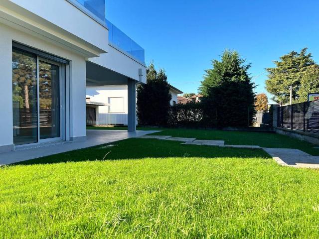 Villa in vendita a Magnago MI