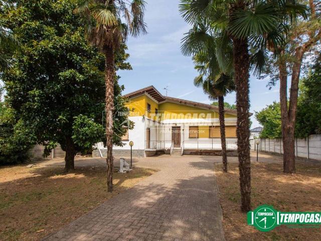 Villa in vendita a Magnago MI