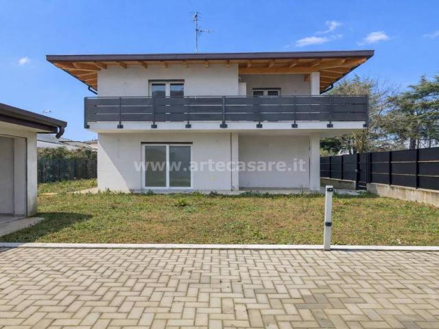 Villa in vendita a Magnago MI