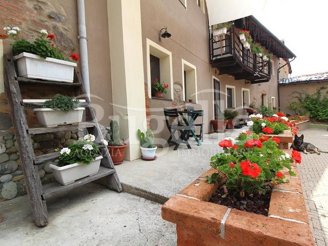 Villa in vendita a Magnano BI
