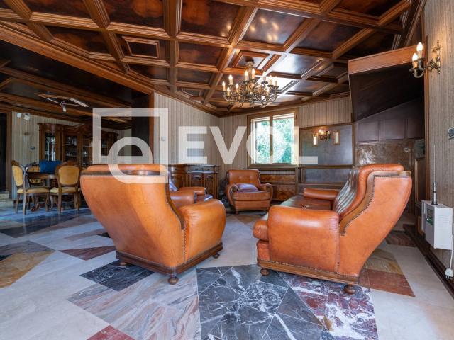 Villa in vendita a Magnano in Riviera, Billerio