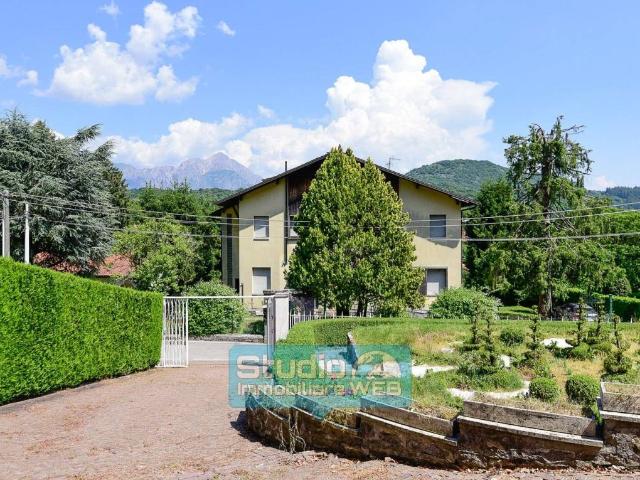 Villa in vendita a Magreglio CO