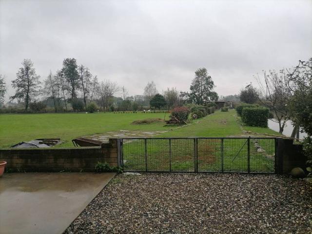 Villa in vendita a Mairago LO